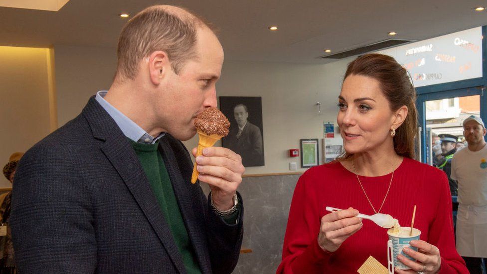 Prince William and Catherine, eat ice cream during a visit to Joe's Ice Cream Parlour in Mumbles on 4 February 2020
