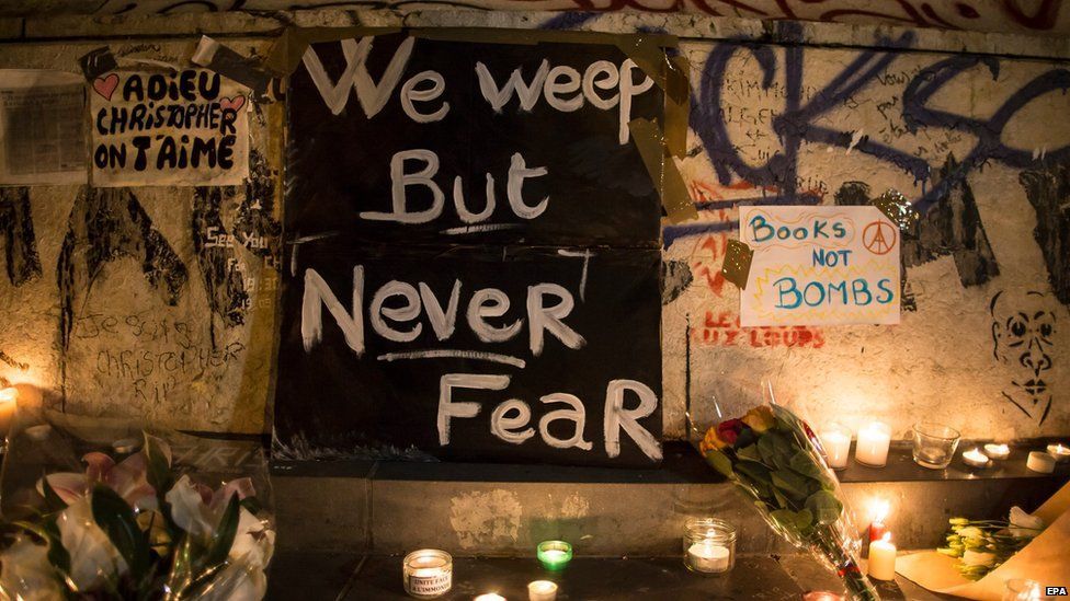 Messages of support in Paris