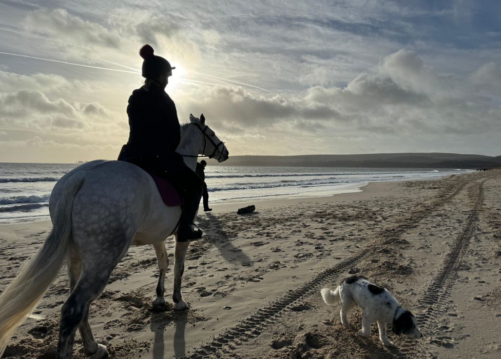 A fine morning for a ride - this scene was captured at Studland bay by Weather Watcher Tigger