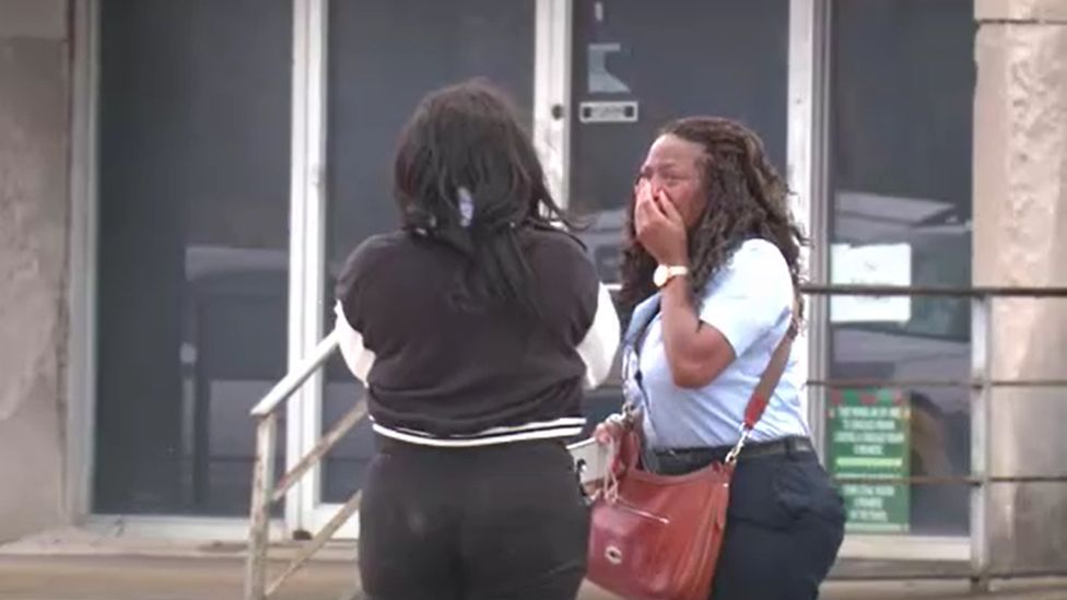 Emotional parents outside the school