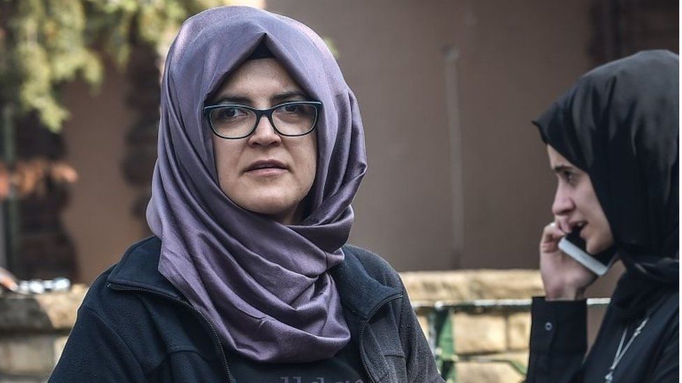 Hatice Cengiz, fiancee of missing Saudi journalist Jamal Khashoggi, waits outside the Istanbul consulate, 3 October 2018