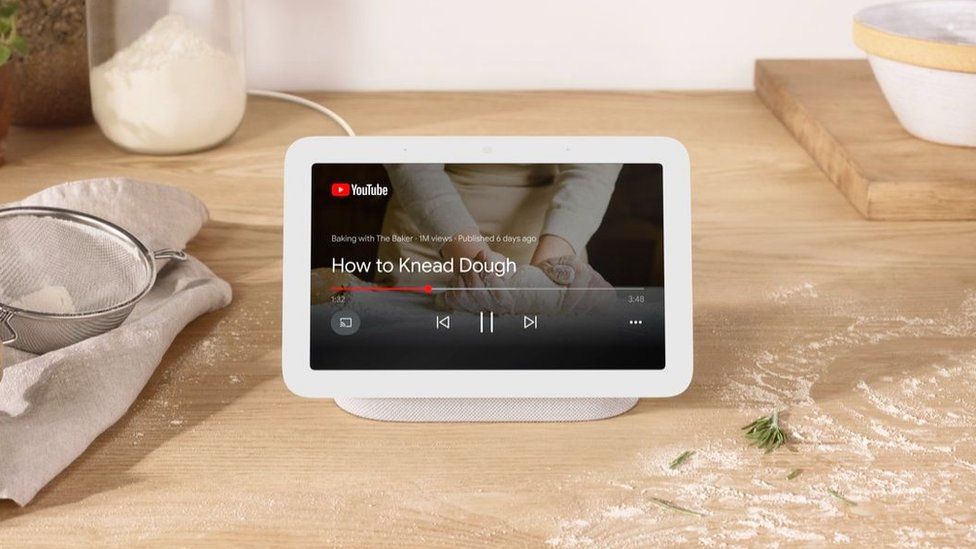 Nest Hub showing a cookery video