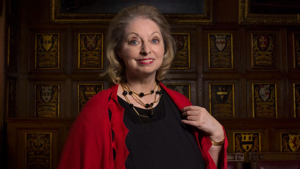 Hilary Mantel: Friend and broadcaster Jan Rogers pays tribute - BBC News