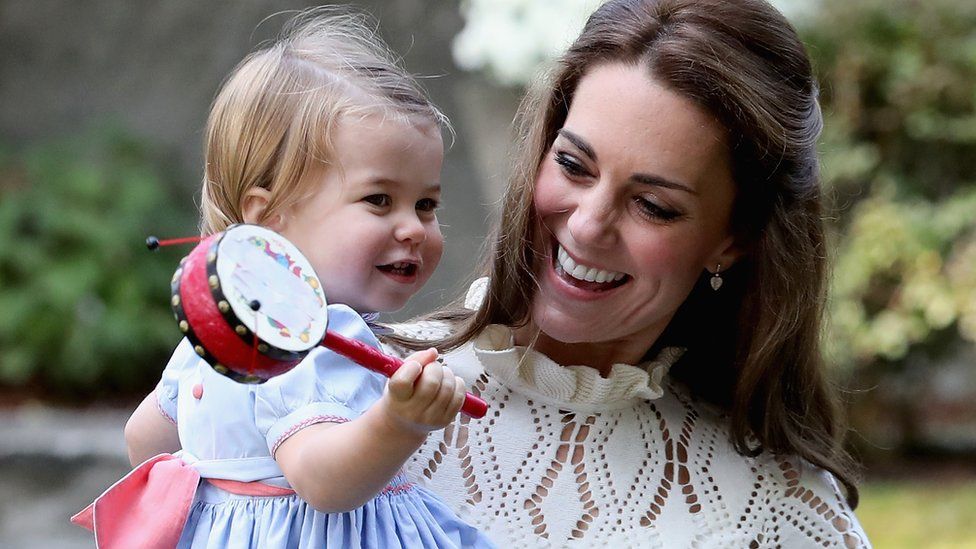 Duchess of Cambridge with her daughter