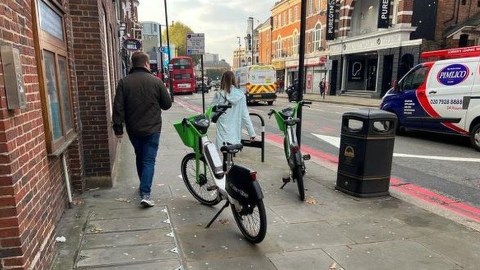 Lime bikes in Wandsworth