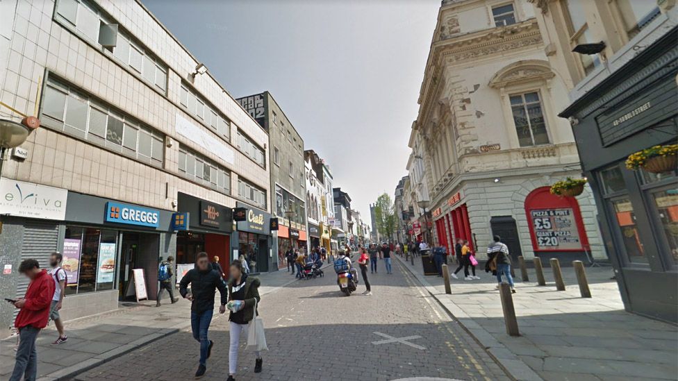 Liverpool attack: Man injured in racist assault - BBC News