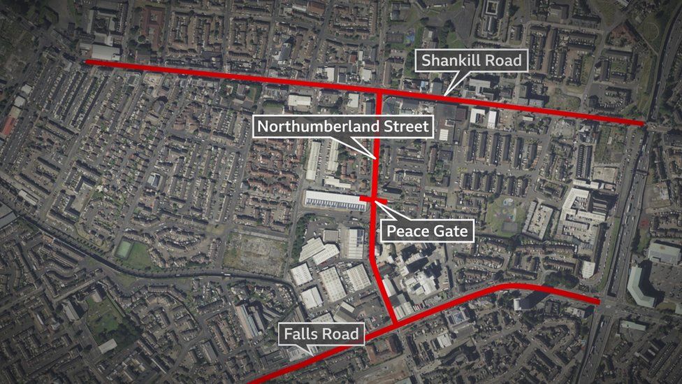 Northumberland Street connects the largely nationalist Falls Road from the mostly unionist Shankill Road