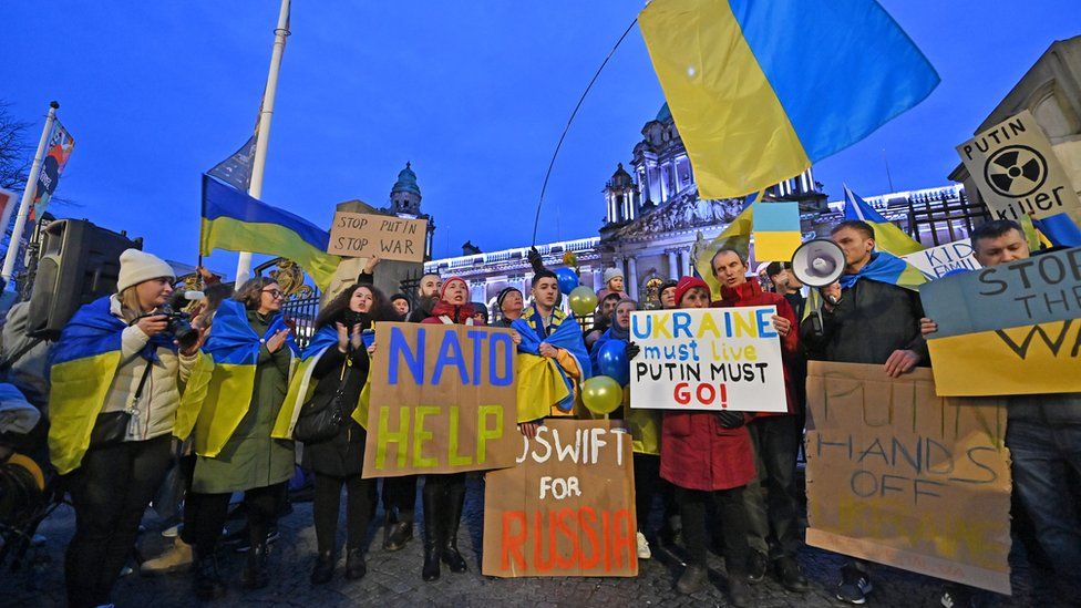 Ukraine Refugees urge support at independence day event BBC News