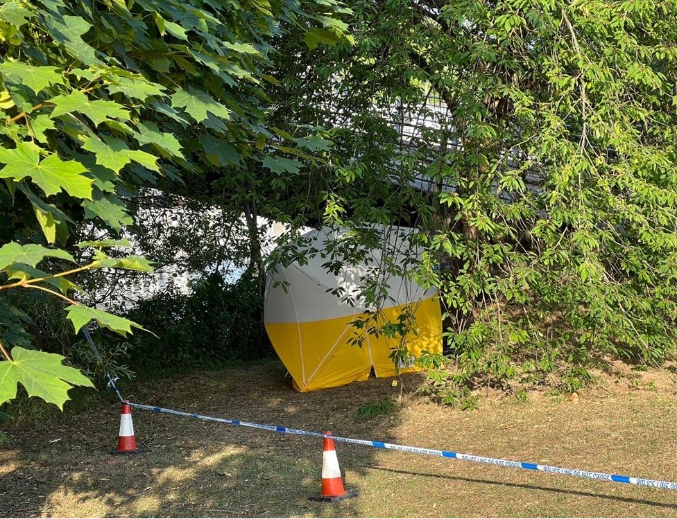 Body of missing boy recovered from Thames BBC News