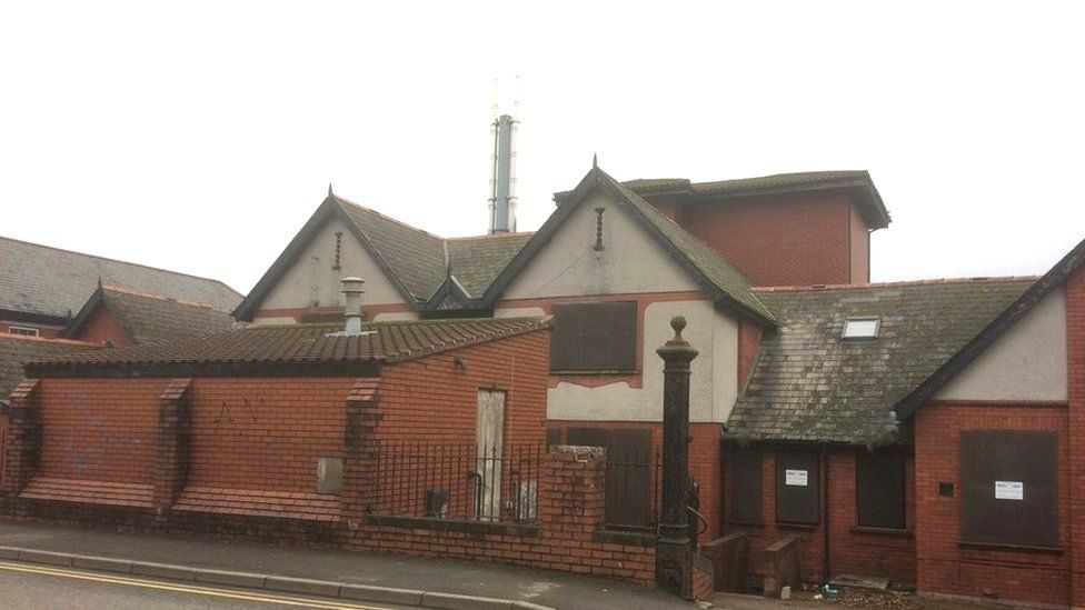 Tredegar health centre Park land sale could boost £10m project BBC News