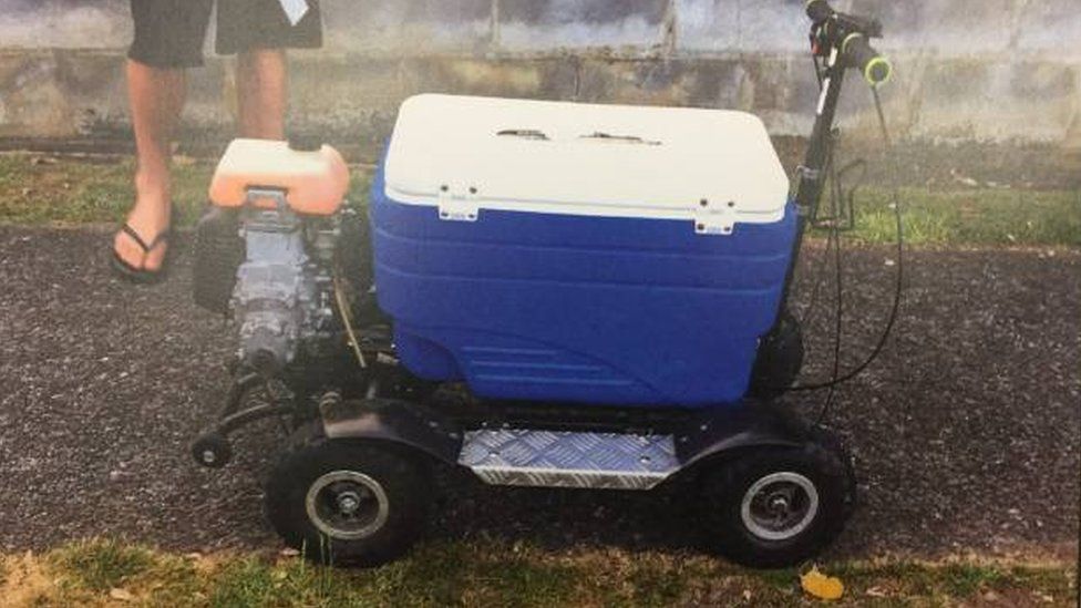 A ride-on cooler