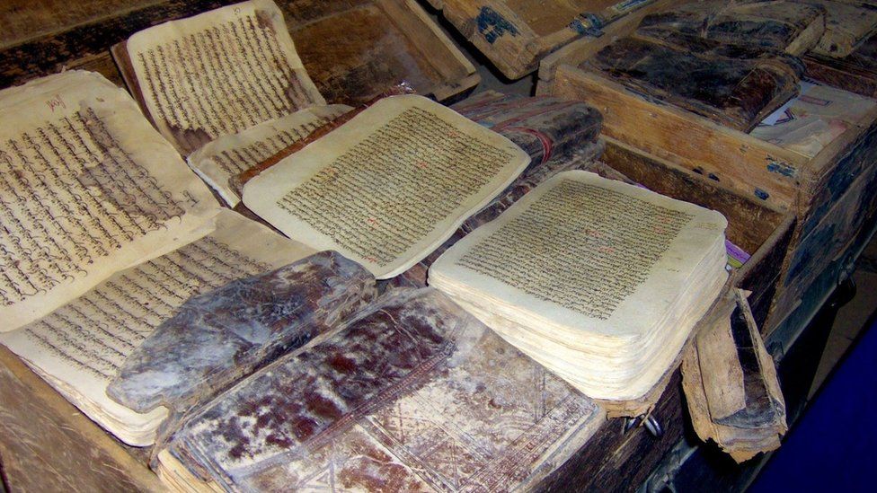 Древние рукописи