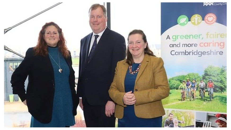 Cllrs Elisa Meschini, Tom Sanderson and Lucy Nethsingha