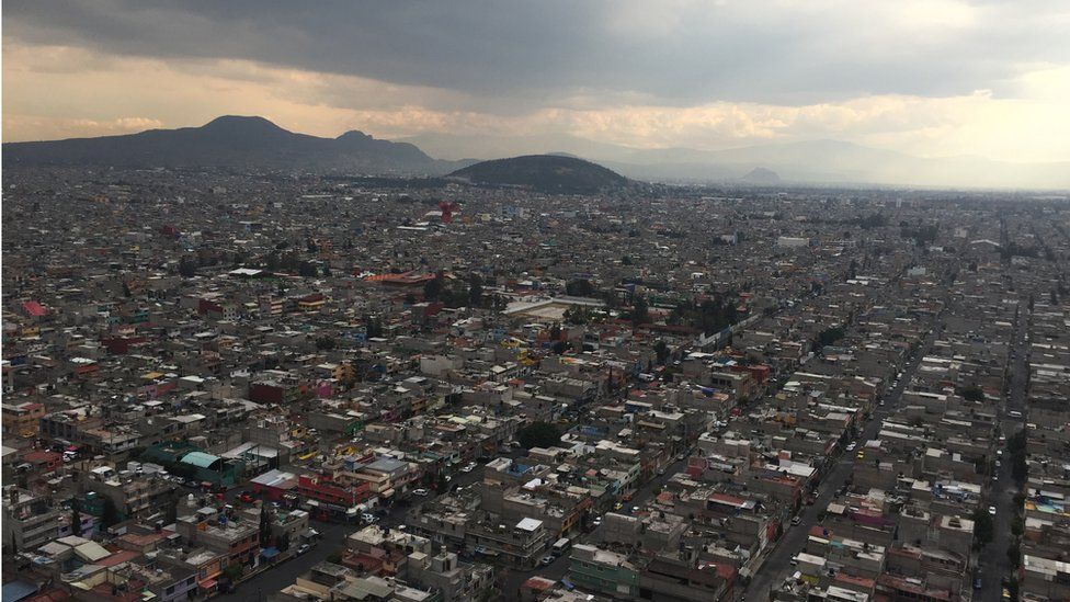 A view of Nezahualcóyotl from a police helicopter