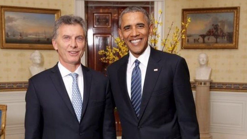 US President Barack Obama (R) and his Argentine counterpart Mauricio Macri at the White House (31 March 2016)