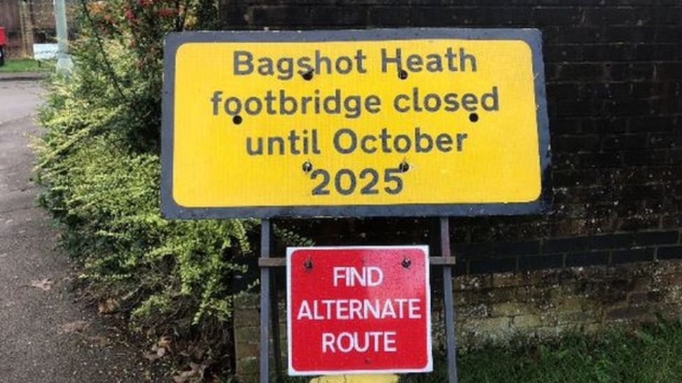 stretch-of-m3-in-surrey-to-close-as-footbridge-demolished-bbc-news