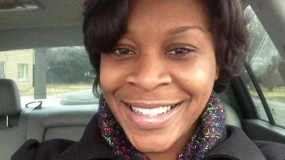 Sandra Bland Arrest Video Released By Texas Officials Bbc News 