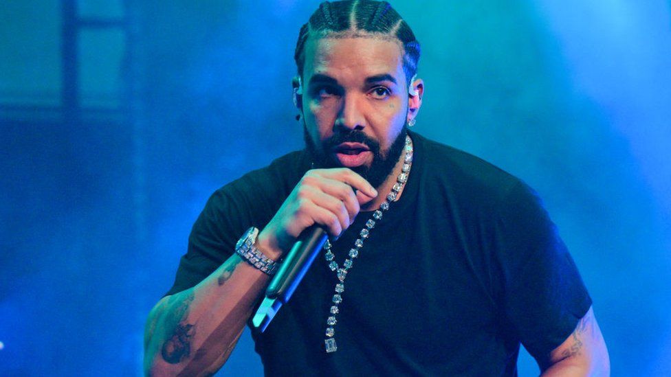 Rapper Drake taking break from music to focus on health - BBC News
