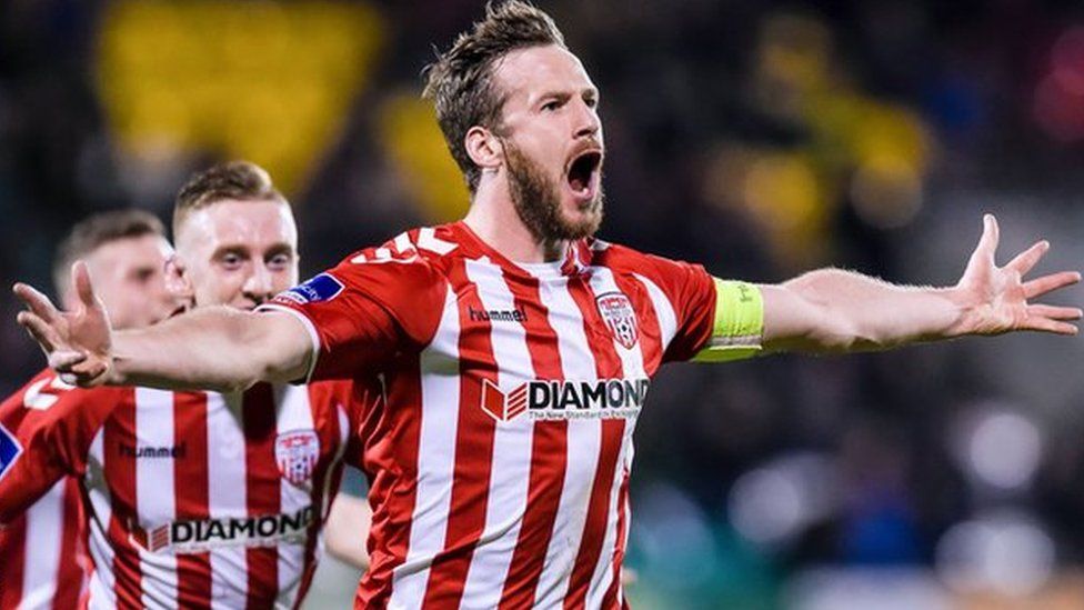 Tributes paid to Derry City player Ryan McBride, who's died suddenly aged 27 BBC News
