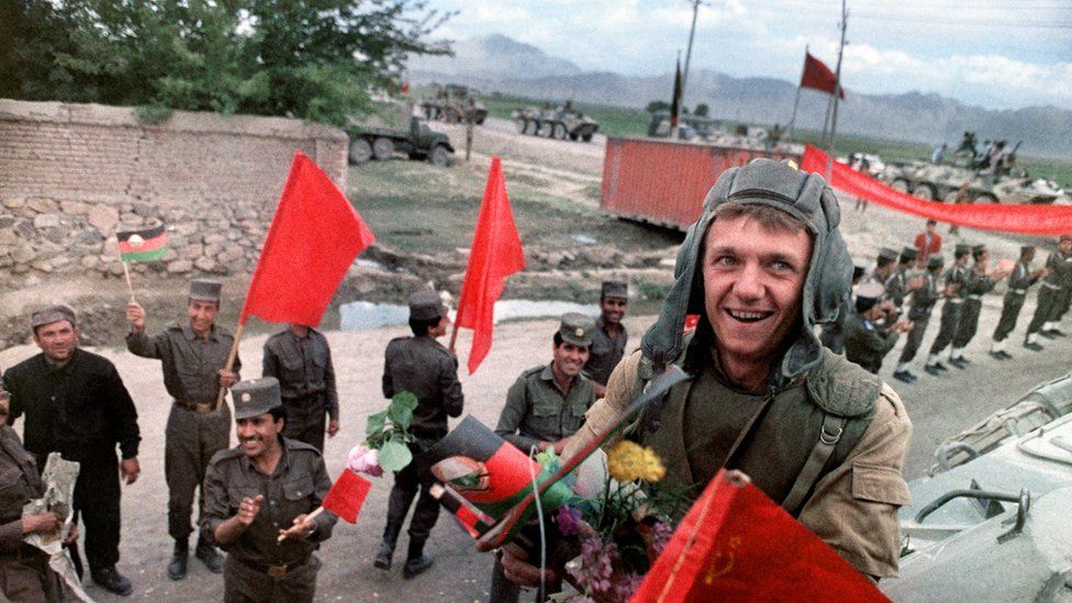 Soviet troops in Kabul in 1988