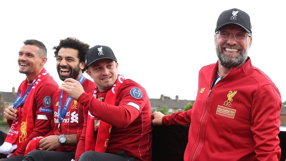 Dejan Lovren, Mohamed Salah, Xherdan Shaqiri and Jurgen Klopp
