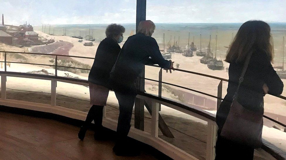 Панорама Месдаг пригласила людей для «психического подъема», чтобы посмотреть самую большую картину в Нидерландах, Панорама Схевенингена