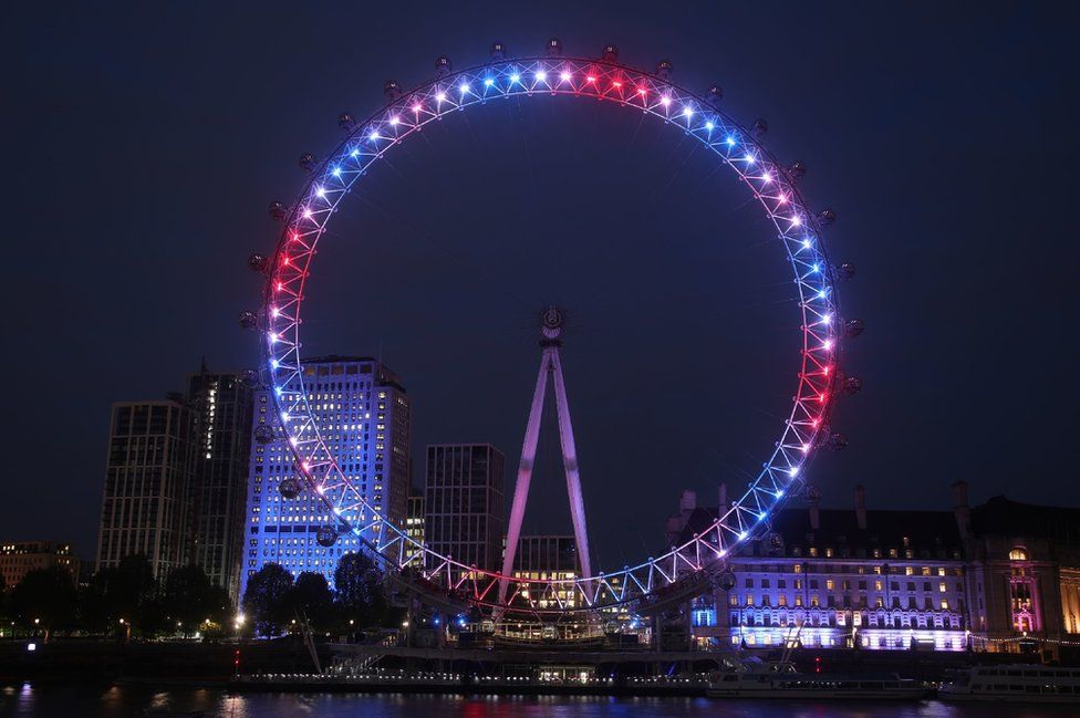 London Eye lit red, white and blue in honour of the birth of a baby boy to the Duke and Duchess of Sussex