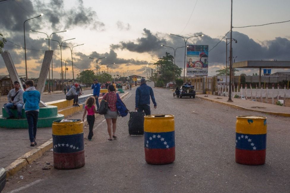 The border crossing between Colombia and Venezuela in the town of Paraguachón