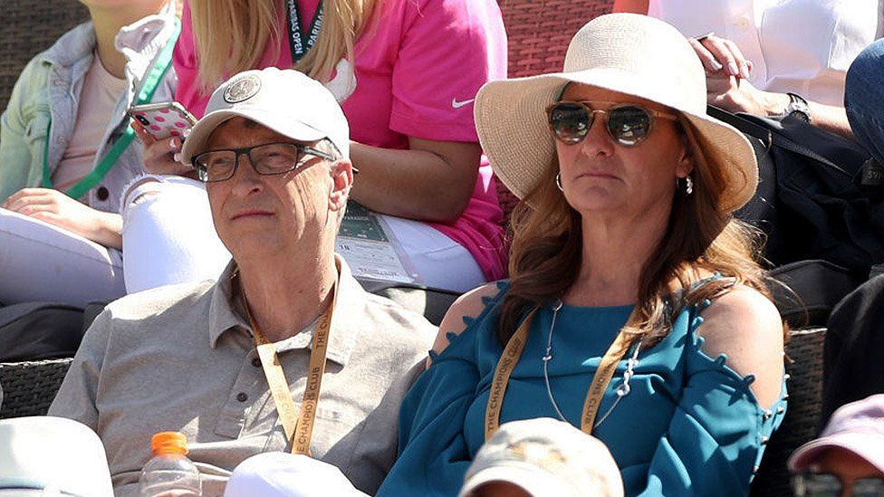 Bill and Melinda Gates watching tennis