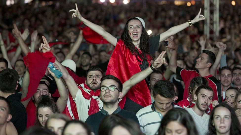 Kosovo Albanian fans in Pristina, 19 Jun 16