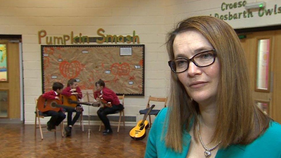 Kirsty Williams at Woodlands Primary School