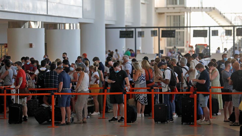 Passengers at Faro airport on Sunday 6 June 2021