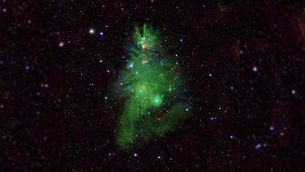 Nasa Christmas Tree Cluster Of Young Stars Found In The Milky Way 