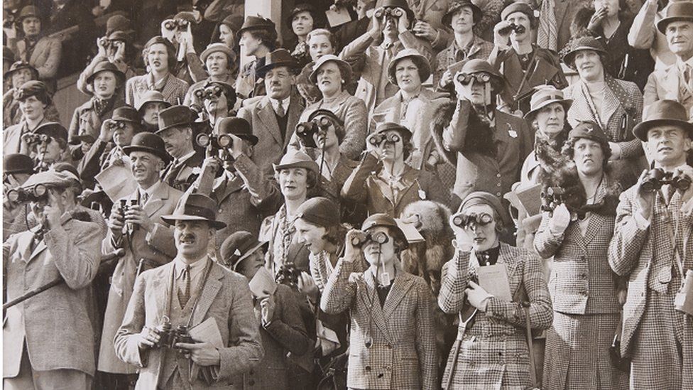 Spectators at Burton Lazars racecourse