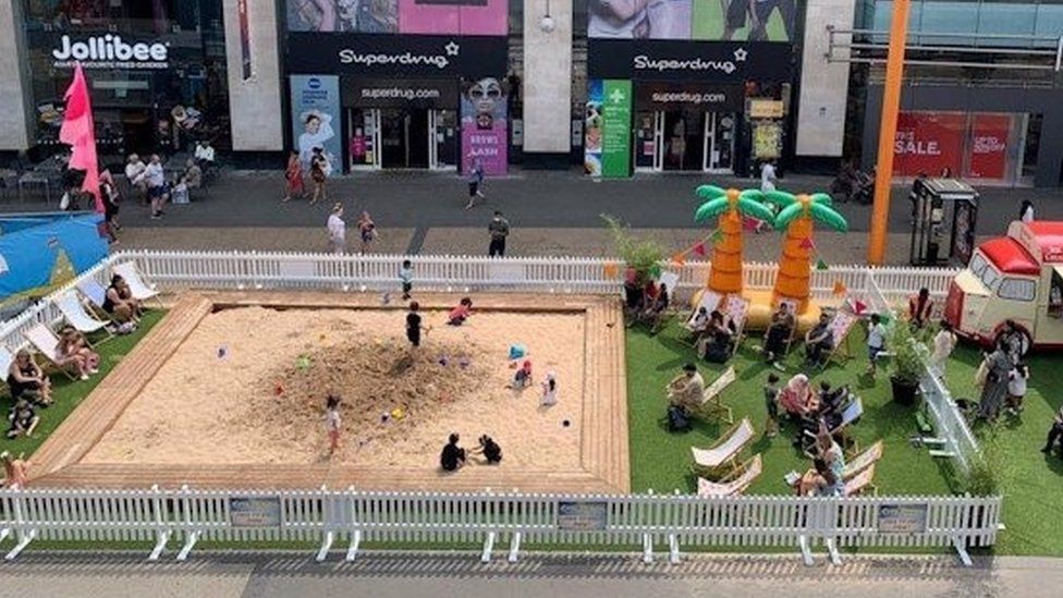 The sandy beach in Leicester in 2021