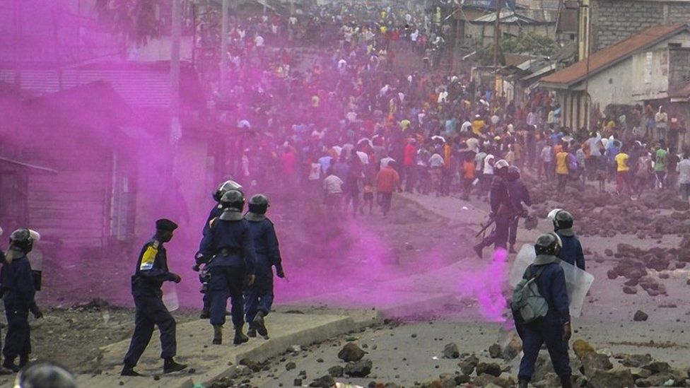 Flares are launched by DRCongo Police forces during a demonstration in Goma on September 19, 2016.