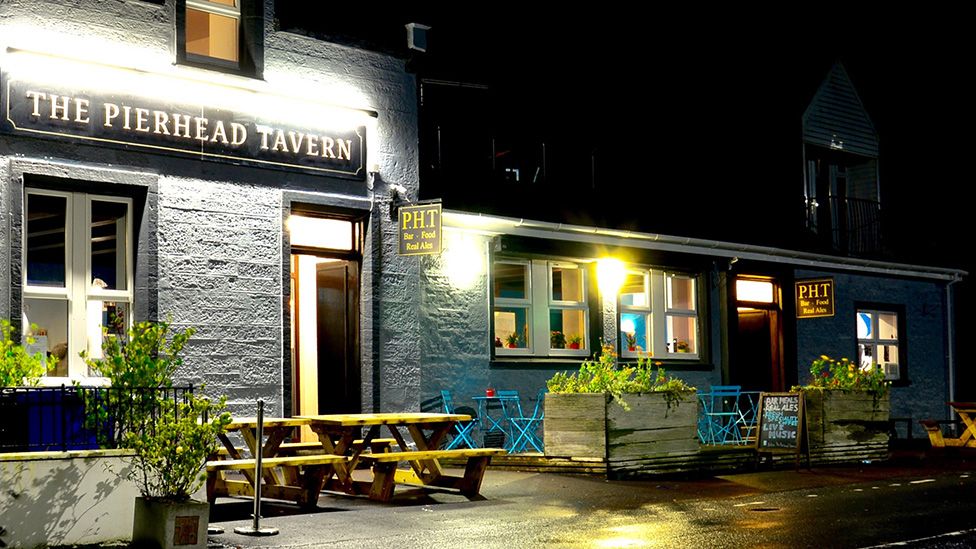 Pier Head Tavern