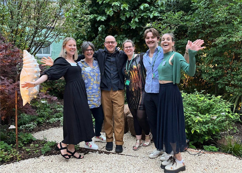 Becky Gibbs (Therapeutic Arts Director, Talitha Arts), Daphne Clifton (Project Manager, Talitha Arts), Joe Carey (Designer, 'Talitha Arts Garden'), Emily Jones (Operations Manager, SMH), Sam Bettridge (Arts & Wellbeing Producer, SMH), Jenna Thorne (Artistic & Executive Director, Talitha Arts)