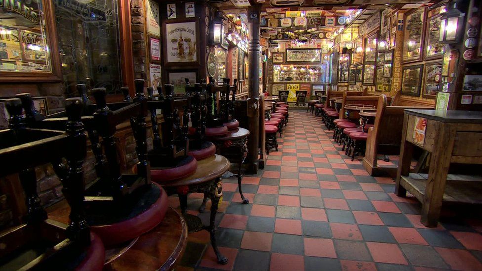 Empty pub in Belfast