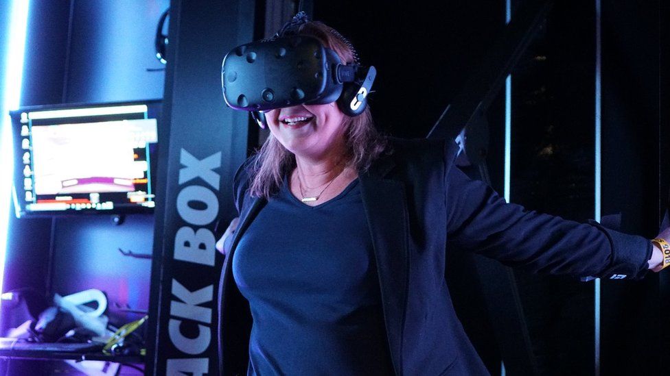 Zoe Kleinman in Black Box VR