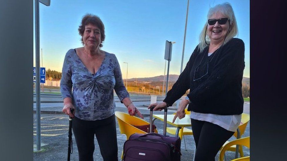 Liz Igoe and her sister-in-law, Denise Best, after arriving in Porto.