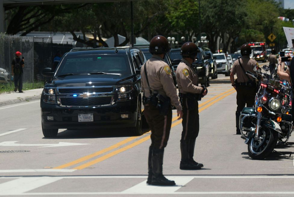 The motorcade carrying former US President Donald Trump arrives at Wilkie D. Ferguson Jr. United States Federal Courthouse in Miami, Florida, on June 13, 2023.