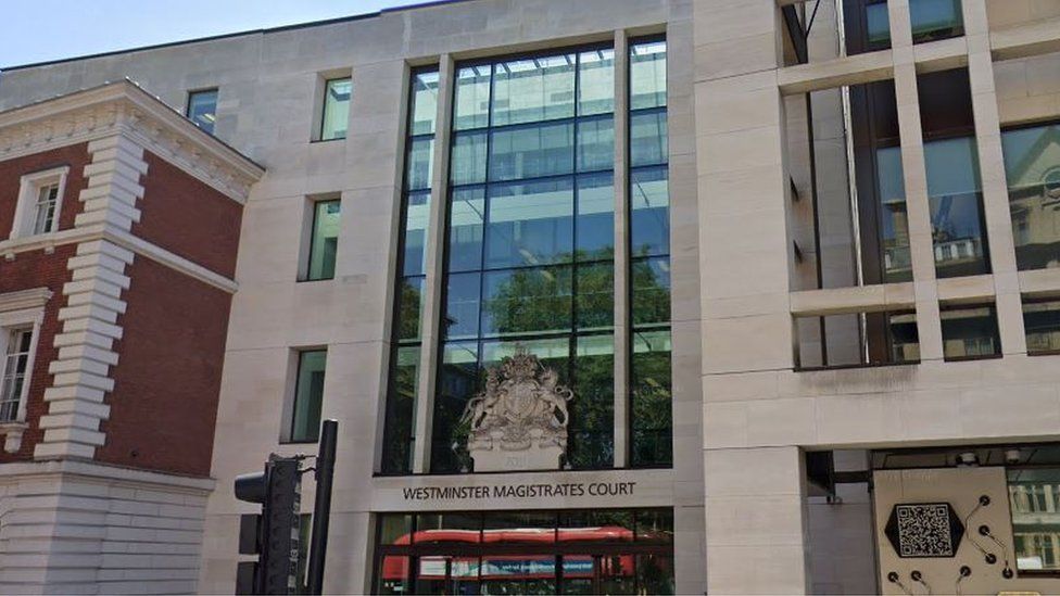 Photograph showing the outside of Westminster Magistrates' Court