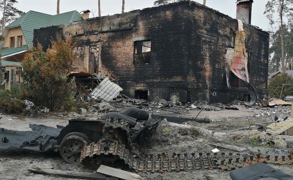 The home of Artem Hurin's mother-in-law was burned down during the Russian occupation