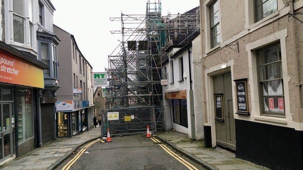 scaffolding on the street