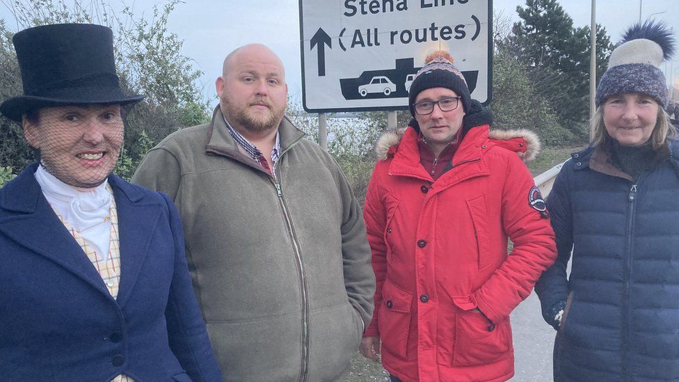 Brexit: 'Sea border still affecting us', protesters say - BBC News