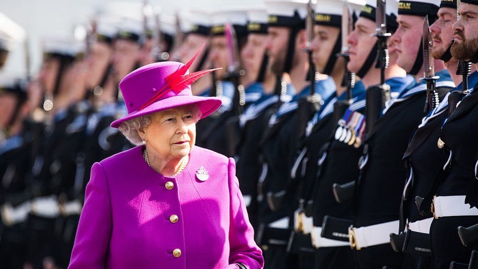 The Queen and sailors from HMS Ocean