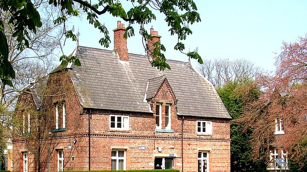 Stockport psychiatric hospital ordered to improve - BBC News