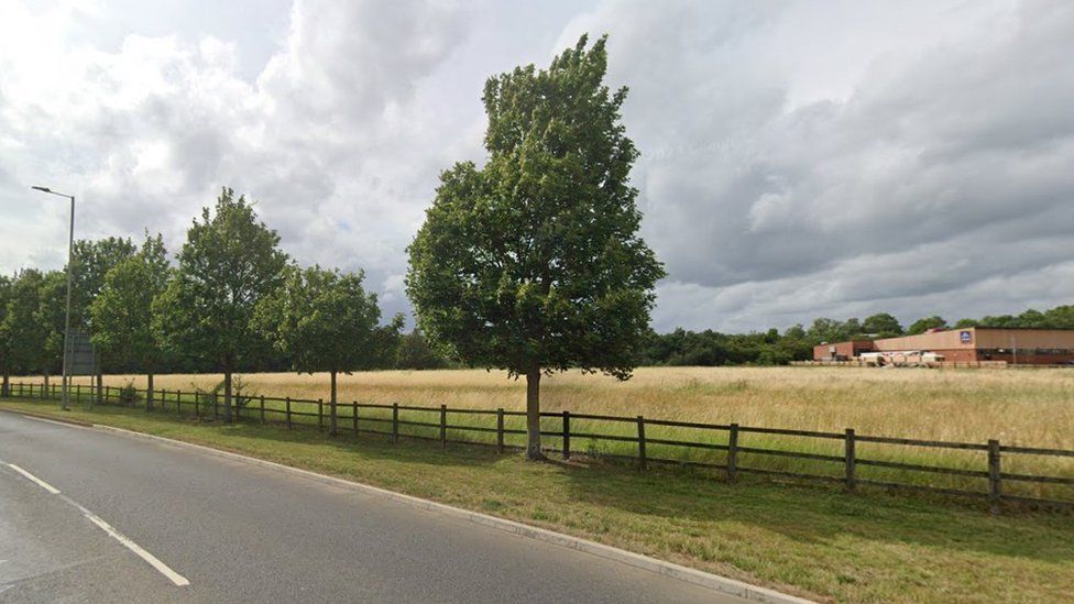 Abingdon housing plan criticised over traffic concerns BBC News