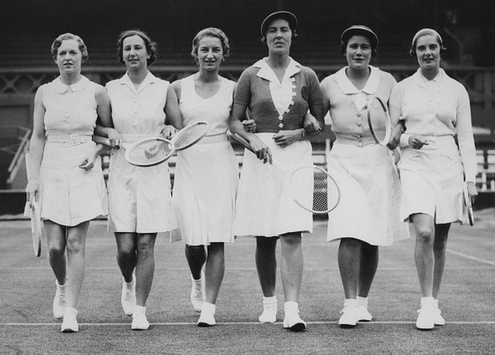 he English Wightman Cup tennis players at Wimbledon, London, 11th June 1936. From left to right, Freda James, Dorothy Round, Mary Hardwick (1913 - 2001), Evelyn Dearman, Nancy Lyle and Kay Stammers. (Photo by Fox Photos/Hulton Archive/Getty Images)